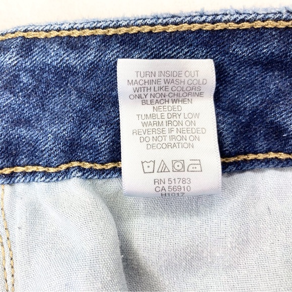 Maurices High-Rise Denim Shorts Size 9/10 - Picture 10 of 10